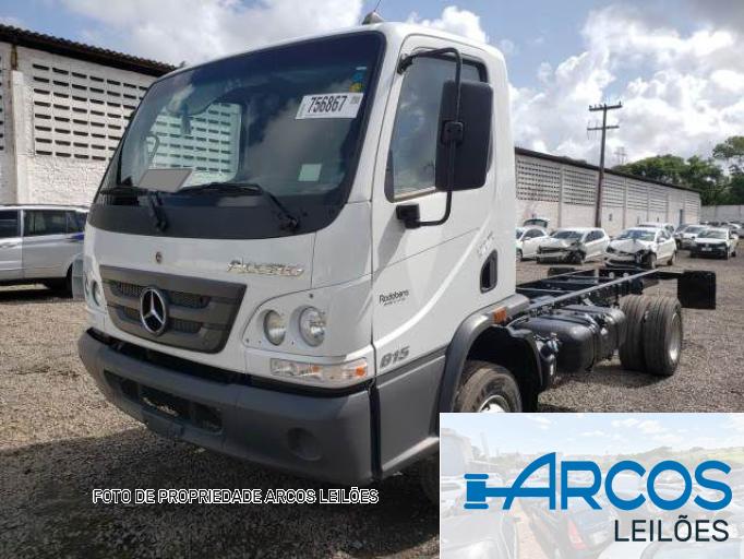 MERCEDES BENZ ACCELO 22/22
