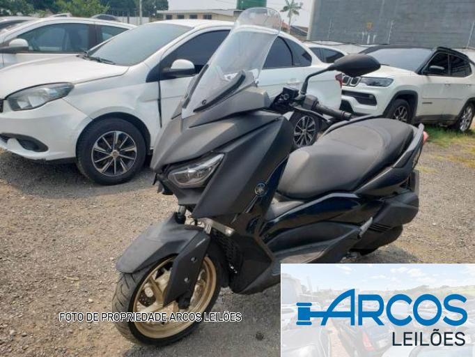 YAMAHA XMAX 20/21