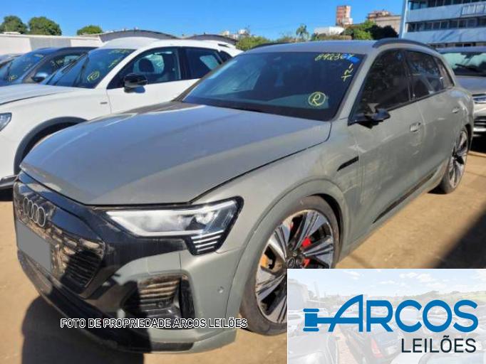 AUDI Q8 E-TRON 23/24
