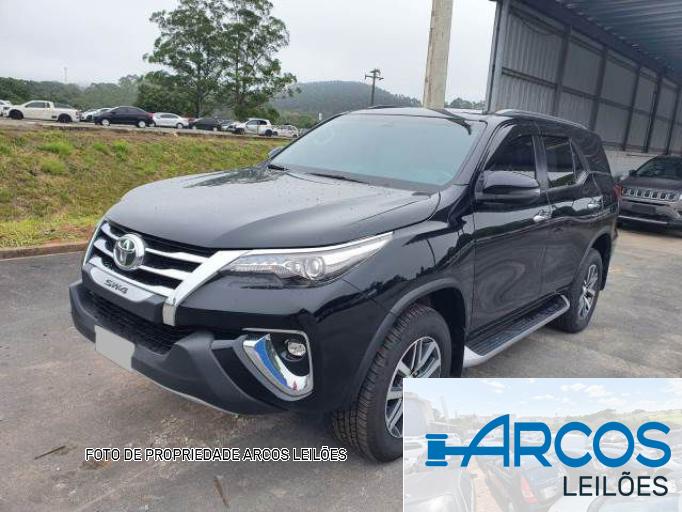 TOYOTA HILUX SW4 20/20